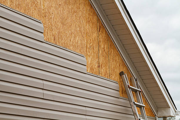 24/7 Emergency Emergency Siding Repair experts in Lincolnton, NC